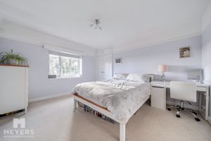 Bedroom- click for photo gallery